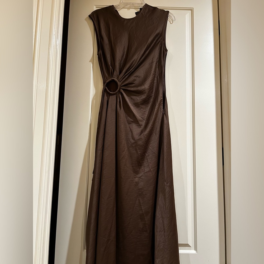 House or Harlow brown side keyhole midi satin dress